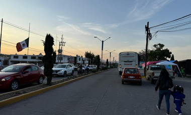 Rancho Con Bello Bosque, A Solo 7 Minutos de la Autopista México A Querétaro Km. 97.5.  En San Francisco Soyaniquilpan Edo. Méx.