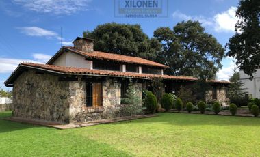 Rancho en venta 40 Hect. en Jilotepec Edo.Méx.privilegiado,Bella Ecología,casa colonial,caballerizas,3 presas de agua,delimitado, todos los servicios.