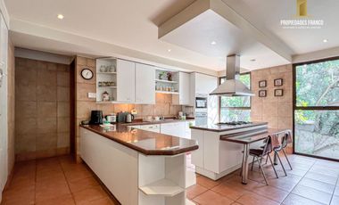 LAS CONDES. VENTA PENTHOUSE DE 500 M2 CONDOMINIO DE 3 DEPTOS