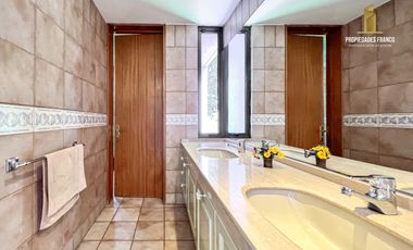 LAS CONDES. VENTA PENTHOUSE DE 500 M2 CONDOMINIO DE 3 DEPTOS