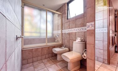 LAS CONDES. VENTA PENTHOUSE DE 500 M2 CONDOMINIO DE 3 DEPTOS