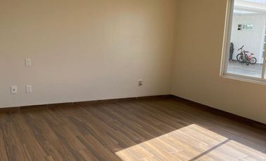 VENTA DE CAS A 2 MINUTOS DE LA ZONA DORADA DE METEPEC