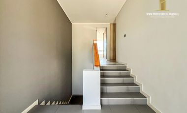 CONCON VENTA CASA A ESTRENAR 3D 4B CON VISTA EN CONDOMINIO