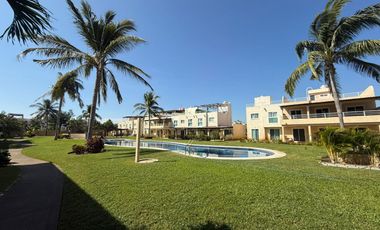 Villa con alberca Fracc. MArina Diamante