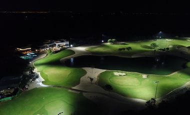 “Exclusivo Lote en Venta Frente al Fairway – Vive el Golf desde tu Ventana en Mérida”
