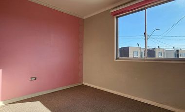 Casa en venta sin muebles 2D 1.5B Condominio Los Lucumos, sector Bosque Orte. III, Coquimbo