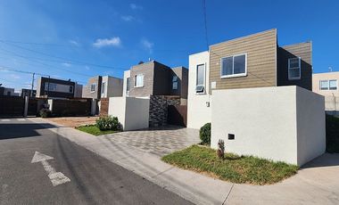 Casa en venta sin muebles 2D 1.5B Condominio Los Lucumos, sector Bosque Orte. III, Coquimbo