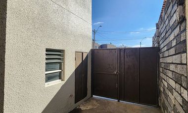 Casa en venta sin muebles 2D 1.5B Condominio Los Lucumos, sector Bosque Orte. III, Coquimbo