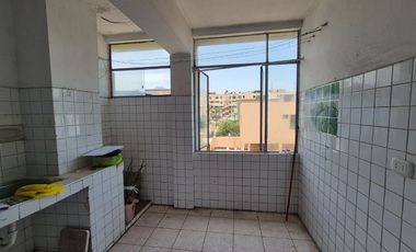 ¡Tu Nuevo Hogar en el Rímac – Vista al Parque y Precio de Ocasión!