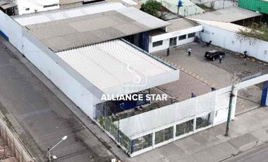 ALQUILER GALPÓN AV. BOLÍVAR MADERO VARGAS
