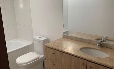 Hermosa casa 3 dormitorios 3 baños en condominio Los Poleros