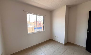 CASA EN FRACC. VIÑEDOS - Modelo Chico