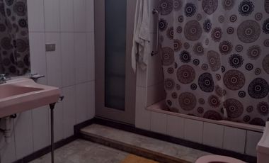 Preciosa casa en chorrillos frente al mar