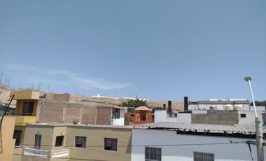 Preciosa casa en chorrillos frente al mar