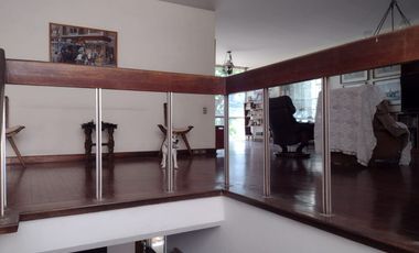 Preciosa casa en chorrillos frente al mar