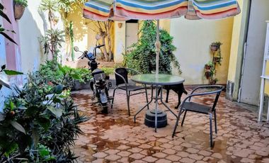 CASA EN VENTA EN ESQUIN, URB. JORGE CHAVEZ CALLAO, CERCA DE LA AV. TOMAS VALLE Y PACASMAYO