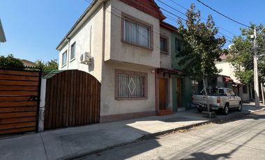 Casa Sector Av Guanaco y Cotapos 3D 1B Estacionamiento
