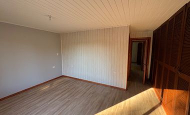 Casa nueva de 1 piso orilla pavimento km 20 camino a Cato