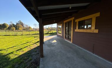 Casa nueva de 1 piso orilla pavimento km 20 camino a Cato