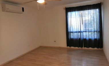 CASA EN RENTA EN CERRADAS DE CUMBRES SECTOR CONTEMPORANEO