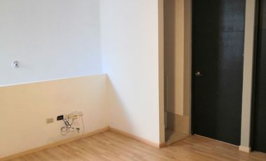 CASA EN RENTA EN CERRADAS DE CUMBRES SECTOR CONTEMPORANEO