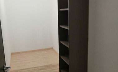 CASA EN RENTA EN CERRADAS DE CUMBRES SECTOR CONTEMPORANEO