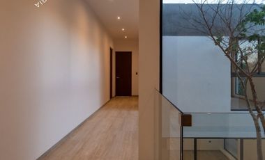 Casa nueva en venta con amenidades premium en una de las mejores privadas de Mérida.
