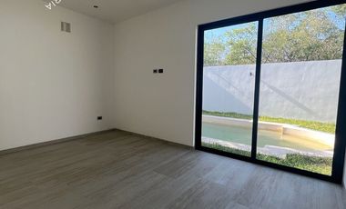 Casa nueva en venta con amenidades premium en una de las mejores privadas de Mérida.