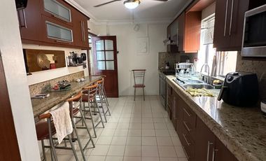 CASA DE VENTA EN SAMBORONDON 4 DORMITORIOS