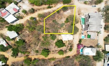 SE VENDE UN TERRENO EN RISCO CON BONITA VISTA AL MAR, EN PLAYA BARRA DE NAVIDAD, PTO. ESC. OAX.