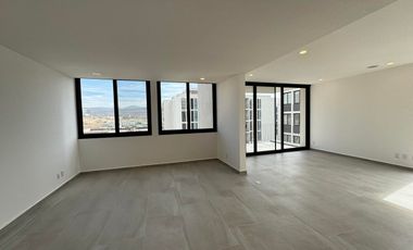 Jurica, se renta loft detrás de Antea. FVR