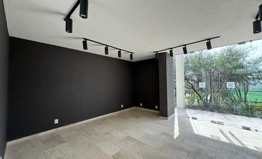 Jurica, se renta loft detrás de Antea. FVR