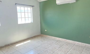 CASA DE RENTA EN FRACCIONAMIENTO LAS FUENTES