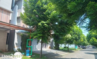 Dijual/Disewakan Rumah Regentown BSD City Tangerang Bagus Cantik Nyaman Lokasi Sangat Strategis