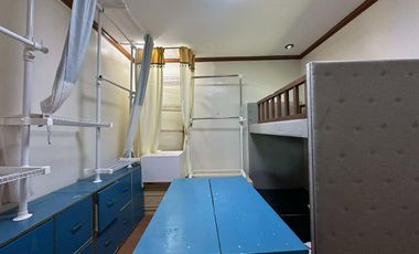 FIVE BEDROOM HOUSE WITH POOL FOR RENT IN FRIENDSHIP ANGELES CITY