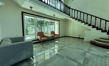 FIVE BEDROOM HOUSE WITH POOL FOR RENT IN FRIENDSHIP ANGELES CITY