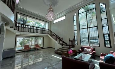 FIVE BEDROOM HOUSE WITH POOL FOR RENT IN FRIENDSHIP ANGELES CITY
