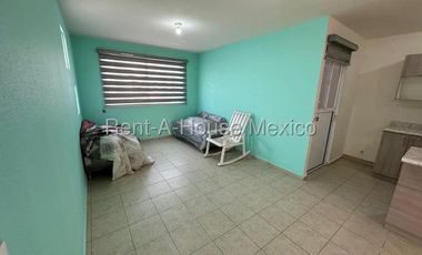 VENTA. Departamento en planta baja de 2 recámaras - Los Encinos