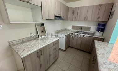 VENTA. Departamento en planta baja de 2 recámaras - Los Encinos