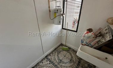 Departamento en planta baja de 2 recámaras - Los Encinos. VENTA