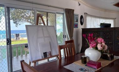 BEACHFRONT HOUSE WITH POOL FOR SALE ID 14987
