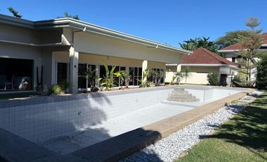 BEACHFRONT HOUSE WITH POOL FOR SALE ID 14987