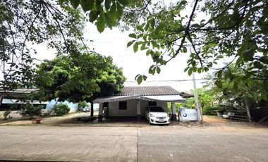 2 Houses in the Heart of Rayong City!! Prime Location on Sukhumvit Road!! Great for Apartment or Rental Business – High Profit Potential!!