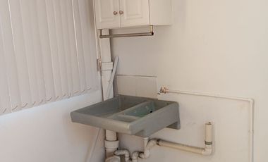 DEPARTAMENTO EN VENTA 2 REC CUARTO DE SERVICIO
