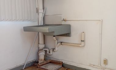 DEPARTAMENTO EN VENTA 2 REC CUARTO DE SERVICIO