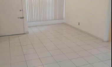 DEPARTAMENTO EN VENTA 2 REC CUARTO DE SERVICIO