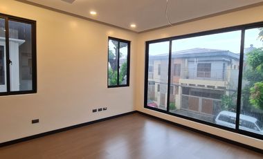 “Elegant Designer Dream Home in the Heart of BF Homes”