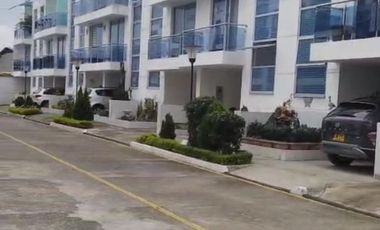 VENDO PERMUTO CASA ESPECTACULAR PARA ESTRENAR CON PARQUEADERO - FUSAGASUGÁ