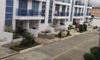 VENDO PERMUTO CASA ESPECTACULAR PARA ESTRENAR CON PARQUEADERO - FUSAGASUGÁ