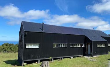CASA EN PARCELA CON VISTA AL LAGO RUPANCO